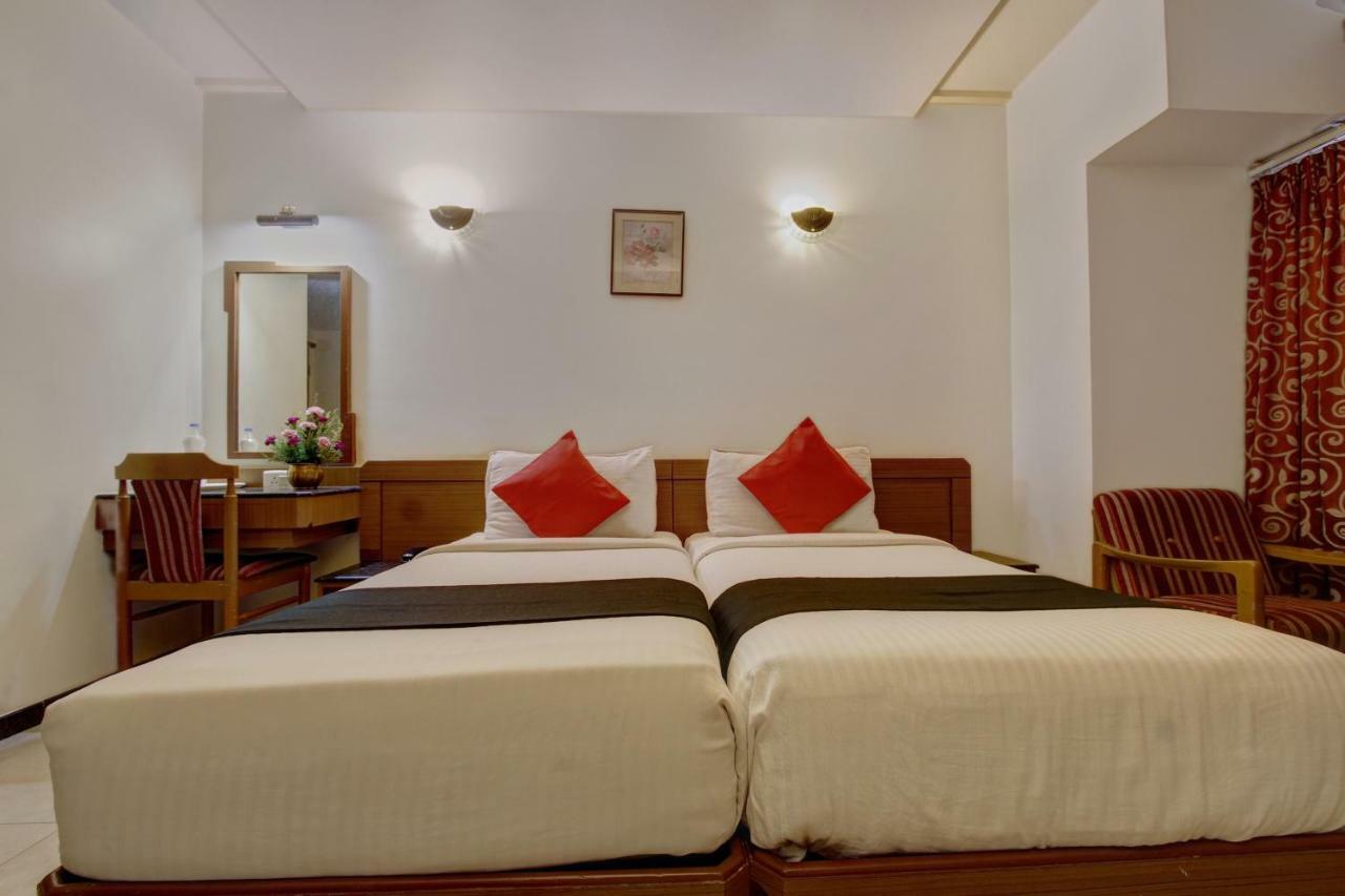 Capital O 8169 Hotel Salem Castle Ngoại thất bức ảnh